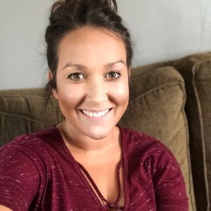 Meet your Posher, Hayley